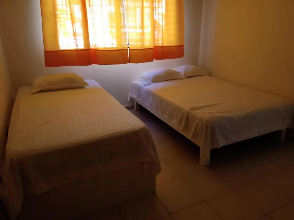 Las Palmas Hostal Cancun
