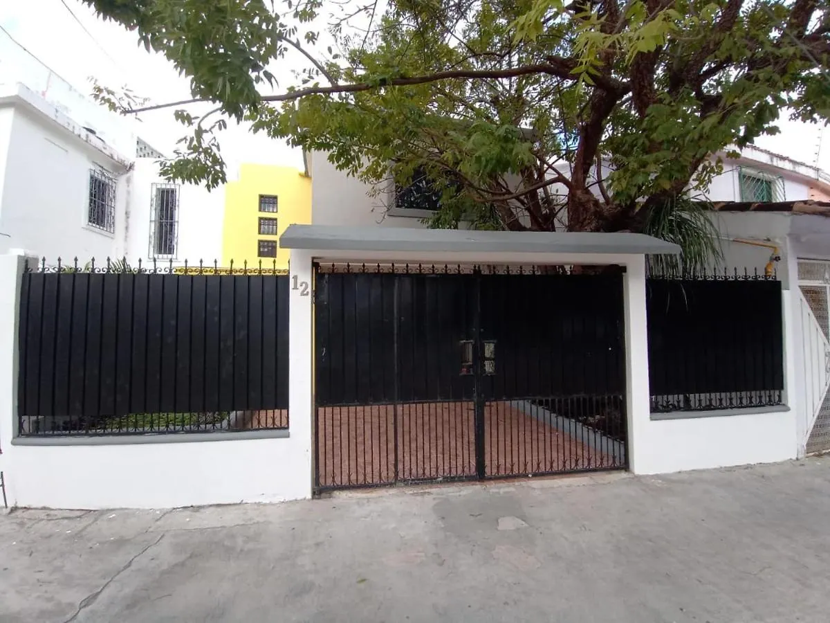 Las Palmas Hostal Cancun