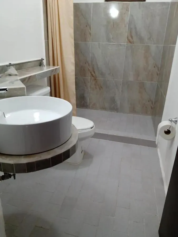 Las Palmas Hostal Cancun Guest house
